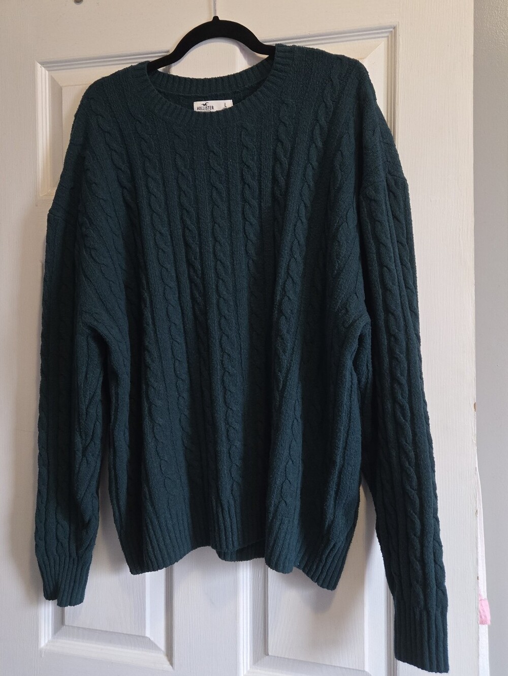 Hollister Oversized Cable Knit Crewneck Sweater